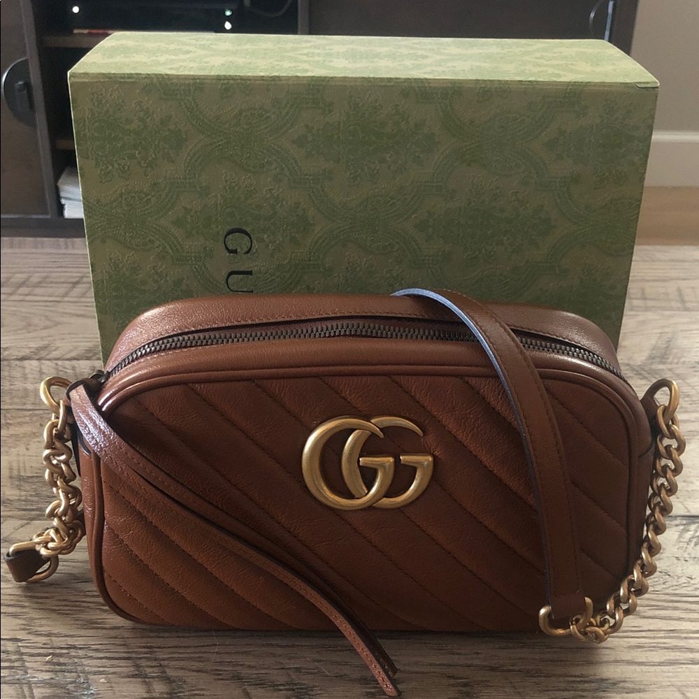 Gucci GG Marmont Small Matelassé Small Bag